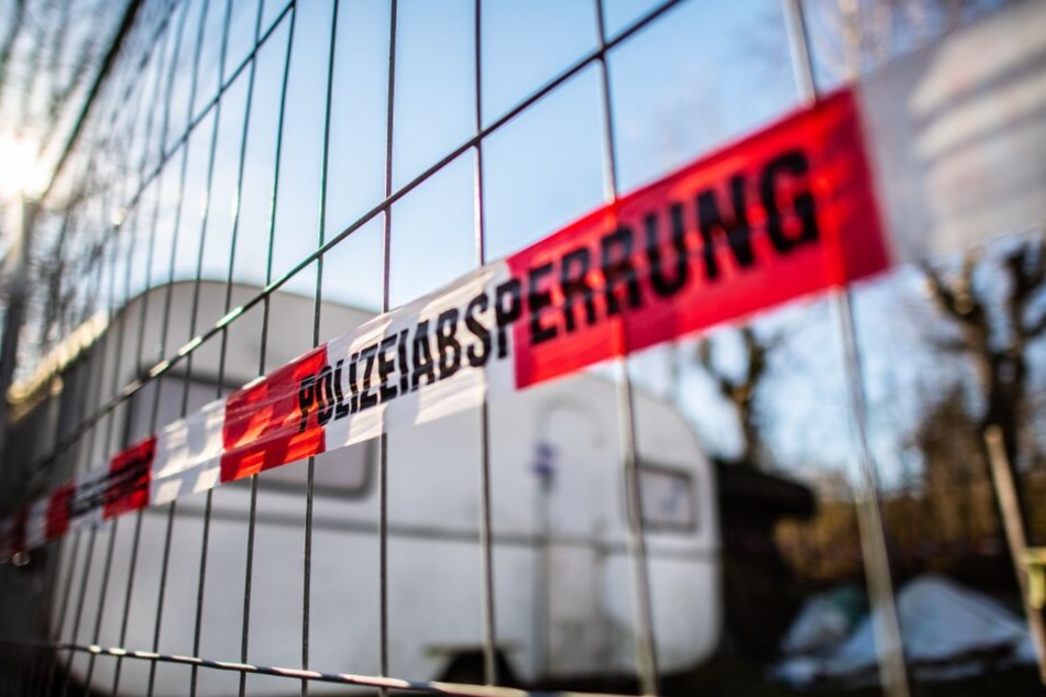 Die Polizei sperrte einen Teil des Campingplatzes ab.