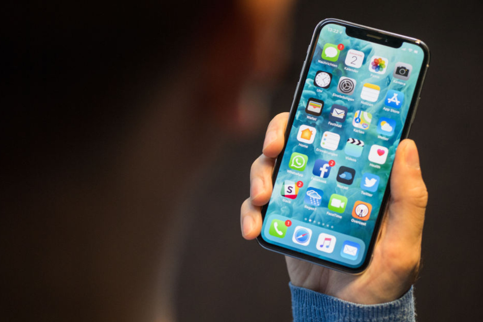 Das iPhone X hat einen 5,8 Zoll großen Bildschirm.