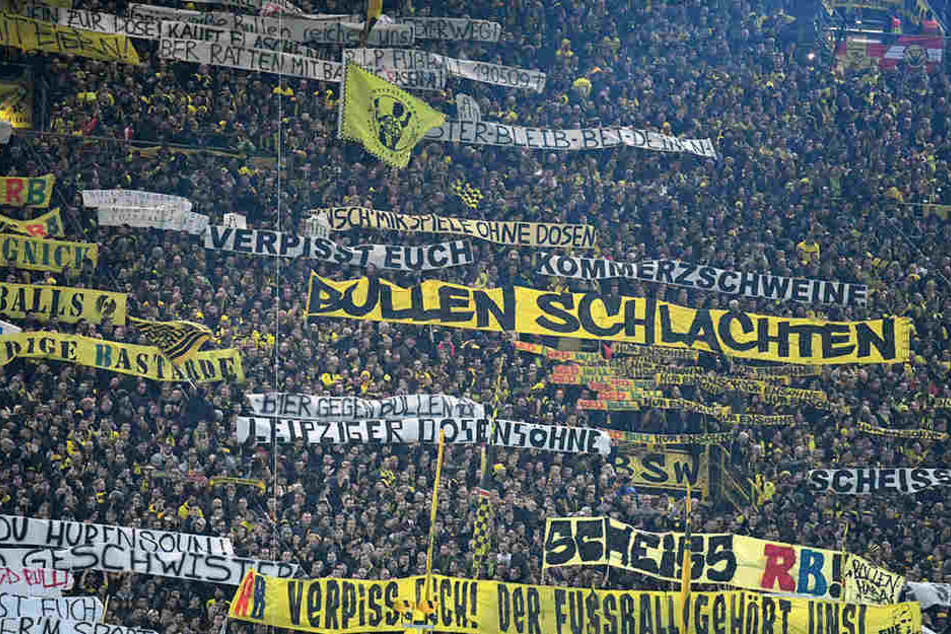 Verbal teilten die Dortmunder Fans ordentlich gegen den Verein RB Leipzig aus.