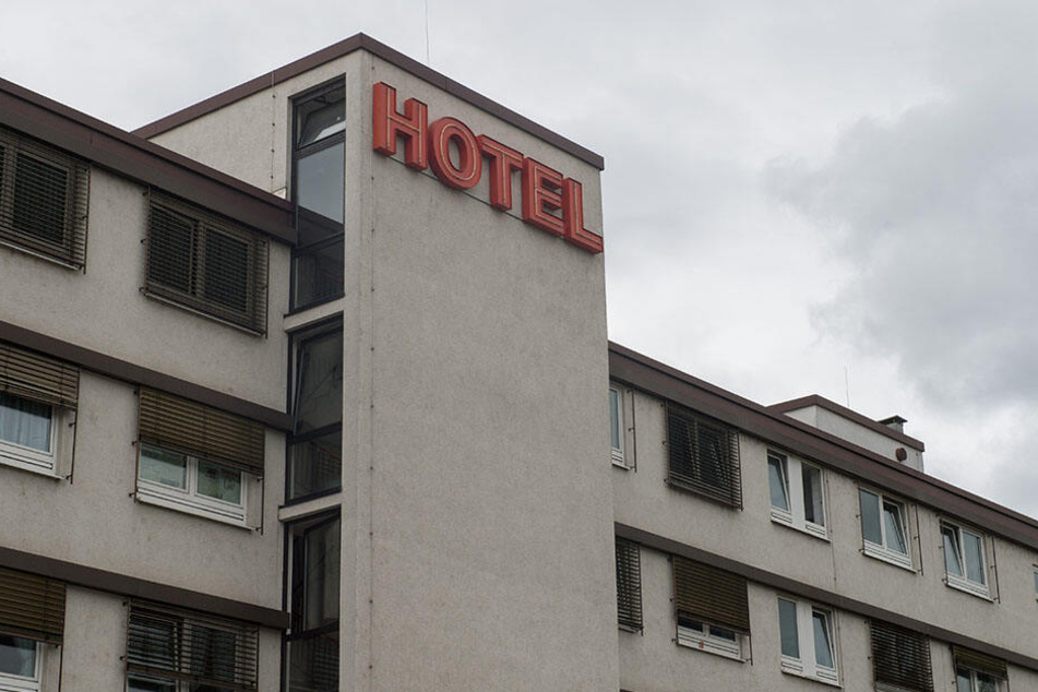 In einem Hotelzimmer wollte sich das ältere Ehepaar gemeinsam das Leben nehmen. (Symbolbild)