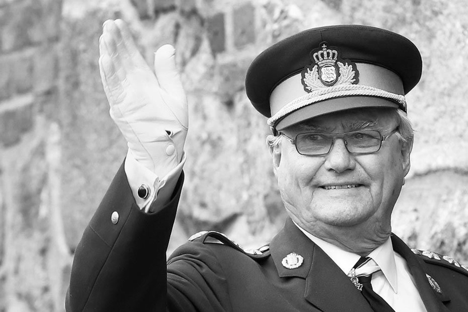 Die dänische Königsfamilie trauert um Prinz Henrik (†83).