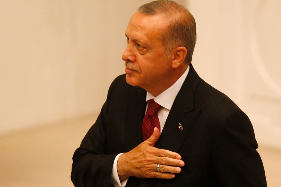 Recep Tayyip Erdogan legt seinen Amtseid ab. Kritiker sehen in dem Verein Ditib den verlängerten Arm des türkischen Staatspräsidenten.