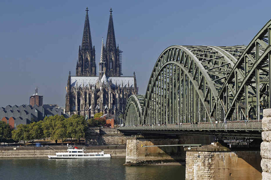 In der Kölner City wurde eine Fliegerbombe gefunden. Zahlreiche Gebäude werden evakuiert. (Symbolbild)