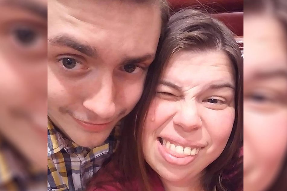 Chase (18) und Jaimee (39) sind ein glückliches Paar.