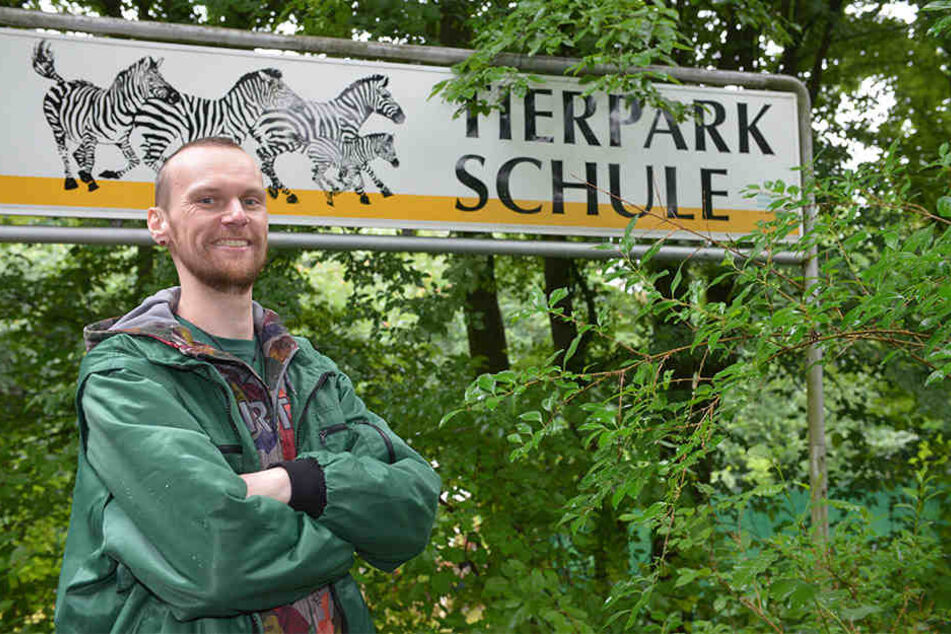 Der Neue für richtig tolle Führungen: Mit Jan Klösters (35) haben Tierpark und Wildgatter endlich einen Zoopädagogen.