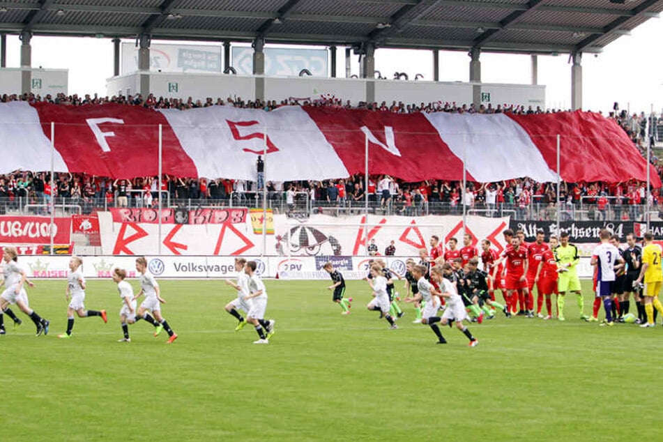 Wo sonst der FSV Zwickau zum Heimspiel lädt, sollen Dynamo Dresden und der TuS Koblenz im DFB-Pokal aufeinandertreffen.