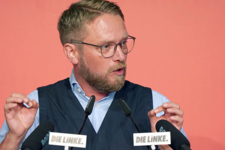 "Wie viele Einzeltäter sollen denn noch ihr Unwesen treiben?", prangert Jan Korte, Erster Parlamentarischer Geschäftsführer der Linksfraktion, an.
