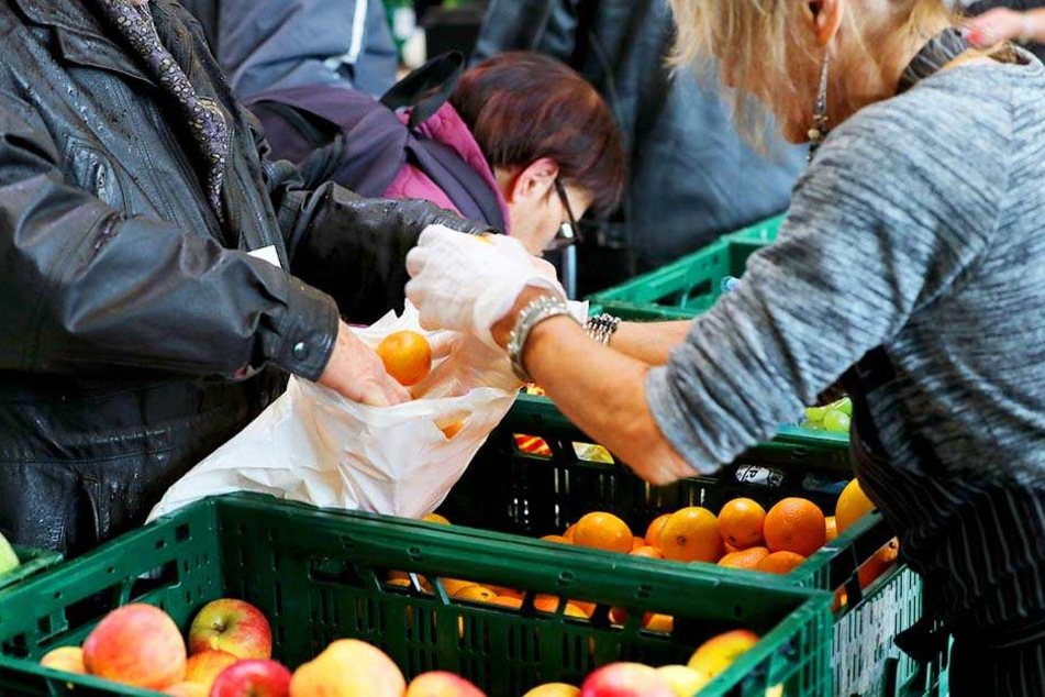 Die Tafel hilft Bedürftigen, die sich kein Essen im Supermarkt leisten können.