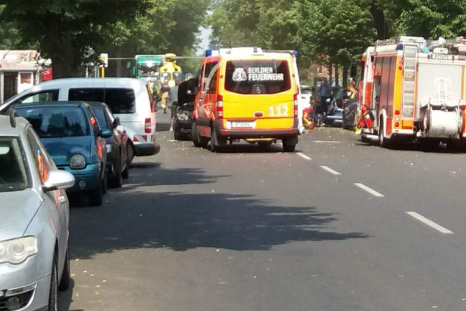 Rettungskräfte versuchten den Mann zu reanimieren.