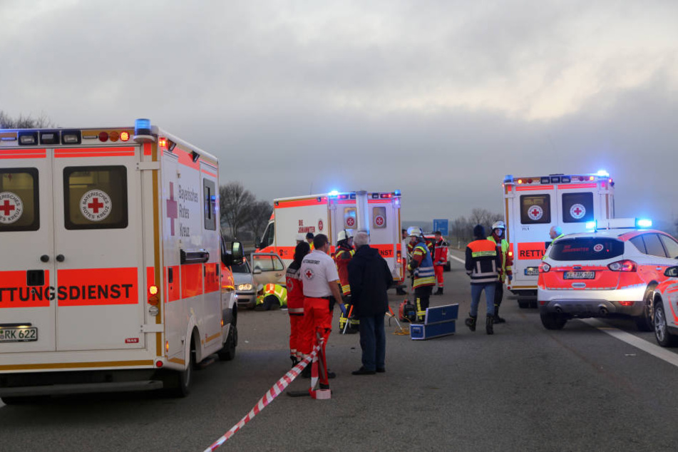 Ein betrunkener Autofahrer hat auf der A72 bei Borna einen Unfall verursacht, bei dem eine Familie schwer verletzt wurde. (Symbolbild)