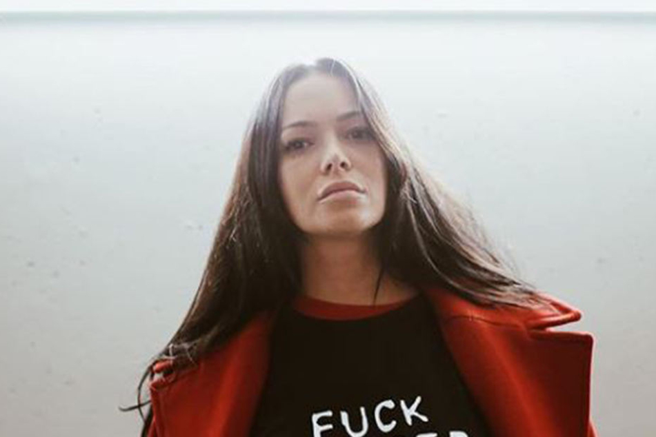 Pauline Fernandez ist Bloggerin, besitzt eine eigene Modelagentur und modelt auch noch selbst.