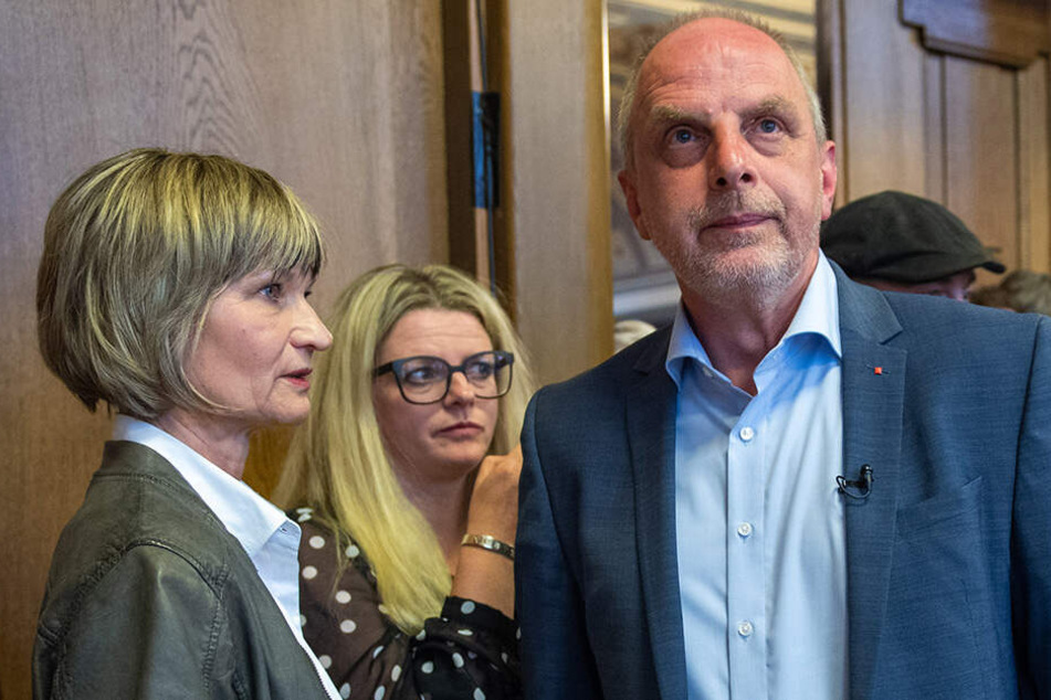 Geschockt: Oberbürgermeisterin Barbara Ludwig (57, SPD), Susanne Schaper (41, Linke) und Detlef Müller (54, SPD).