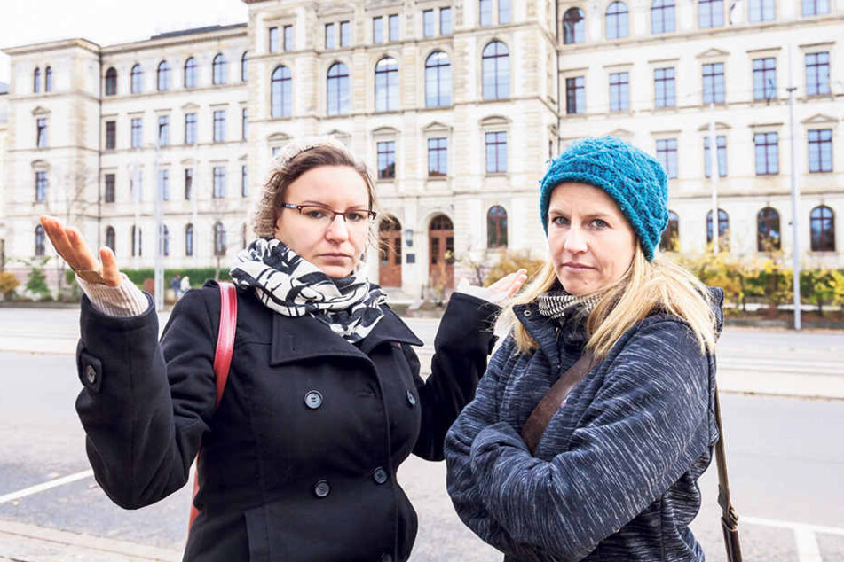 Katharina Loch (28, l.) kämpft dafür, dass Katrin Klenner (37, r.) auch noch ihren Master-Abschluss machen kann.