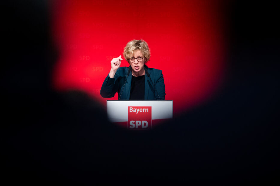 Natascha Kohnen, Landesvorsitzende der SPD in Bayern, spricht beim Landesparteitag.