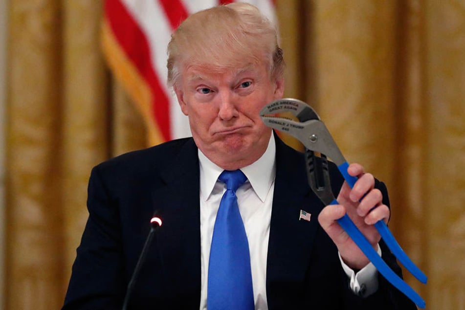 Donald Trump (71) passierte mit seinem Autokonvoi eine Radlerin.