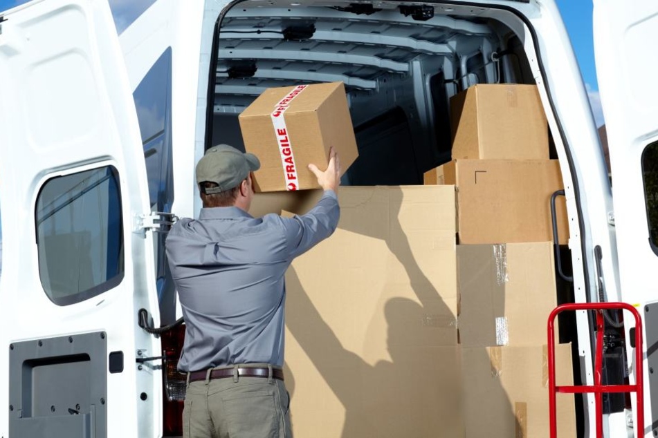 Ein aufmerksamer Paketbote verhinderte Schlimmeres. (Symbolbild)