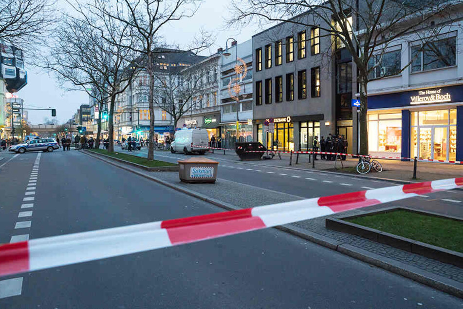 Die Polizei sperrte das Gebiet weiträumig ab.