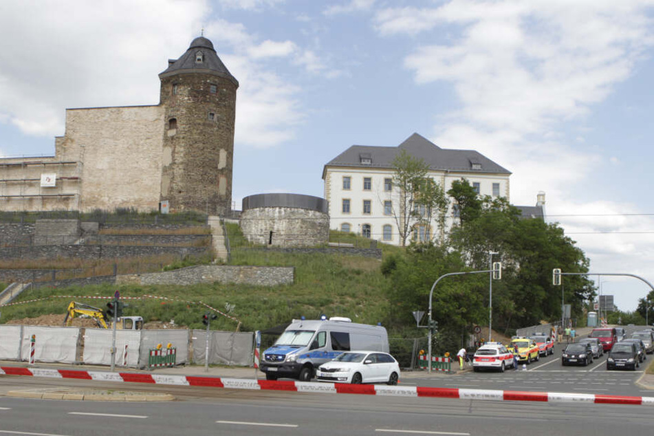 Die Bombe wurde bei Bauarbeiten an den Schlossterrassen in Plauen gefunden. Das Gebiet wurde großräumig abgesperrt.