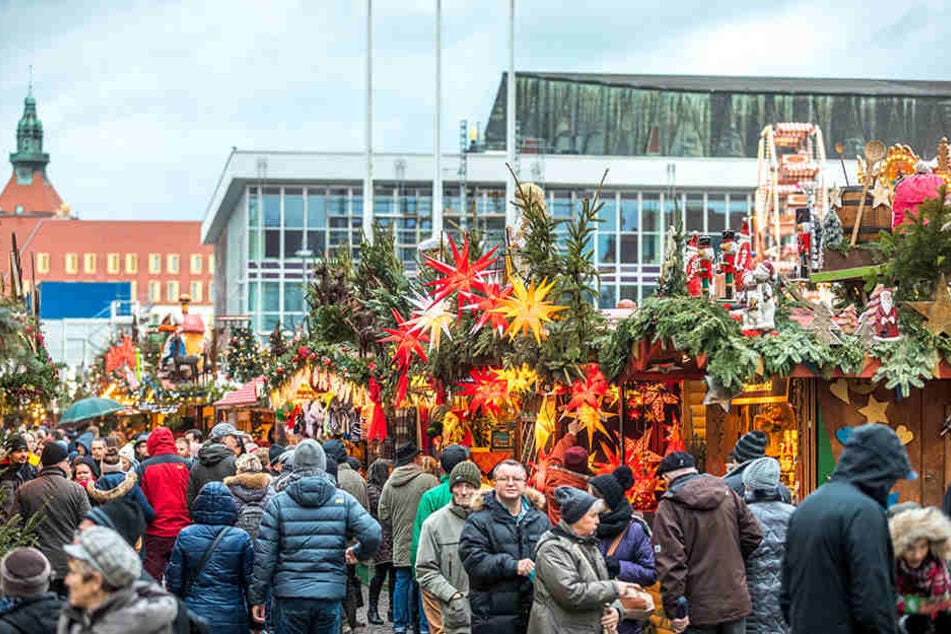 Speziell am 2. und 3. Adventswochenende war der Striezelmarkt sehr gut besucht.