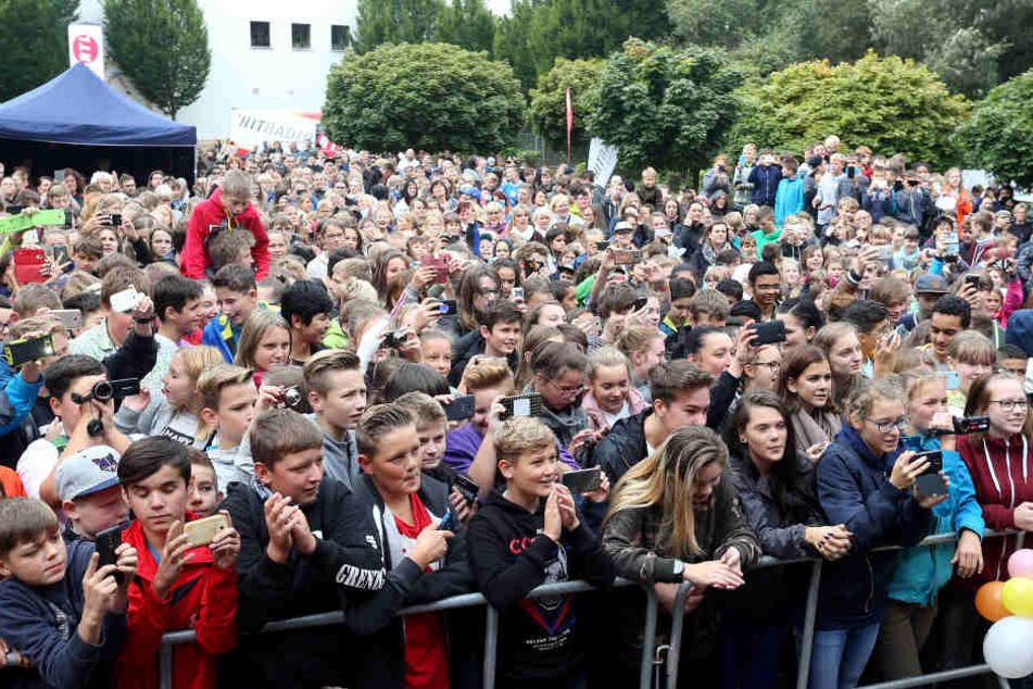 Rund 1.000 Besucher kamen zum Schulhofkonzert.
