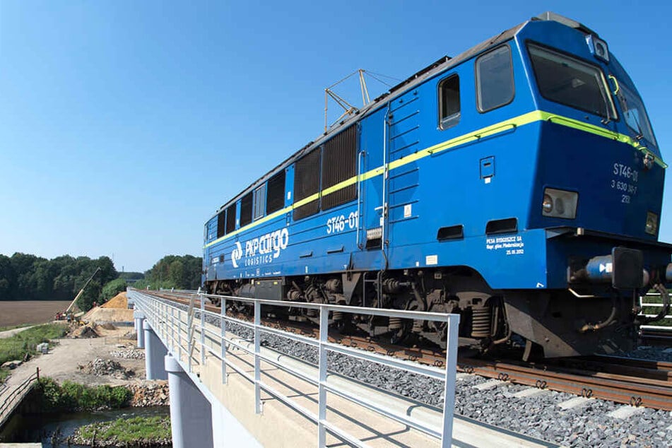 Bald rollt hier der Bahnverkehr. Der Endspurt an der Niederschlesien-Magistrale nähert sich dem Ende.