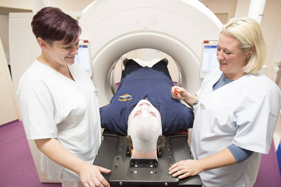 Der neue Computer-Tomograph der Leipziger Uniklinik im Einsatz.