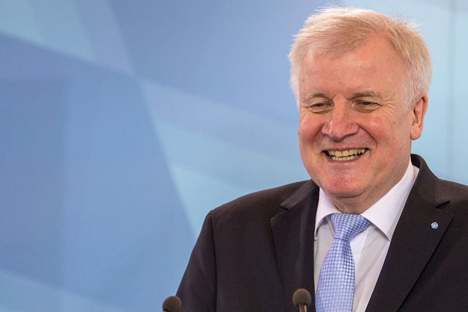 Der neue Innenminister Horst Seehofer (68, CSU) bekommt Gegenwind von vielen Seiten für seine Aussage: "Der Islam gehört nicht zu Deutschland"