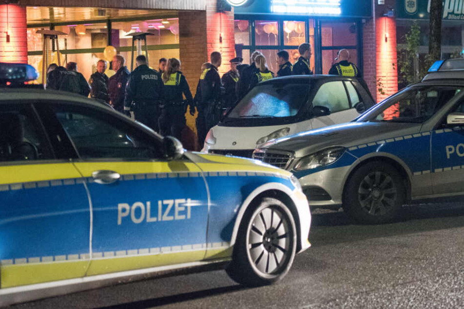 Die Polizei rückte mit zahlreichen Einsatzkräften an.