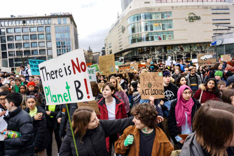 6000 Schüler und Studenten demonstrierten für den Klimaschutz.