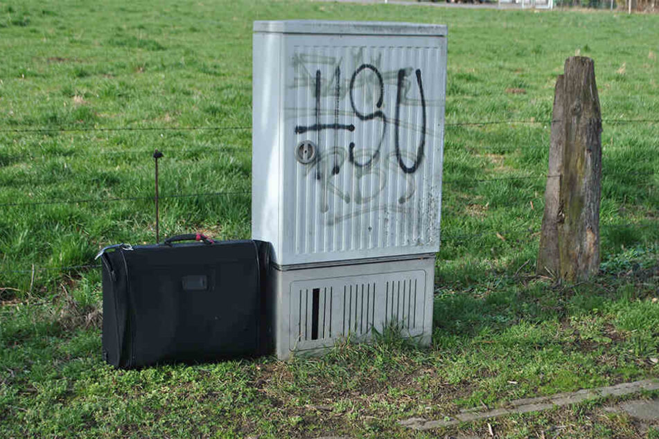 Dieser herrenlose Koffer hat für einen Großeinsatz gesorgt.