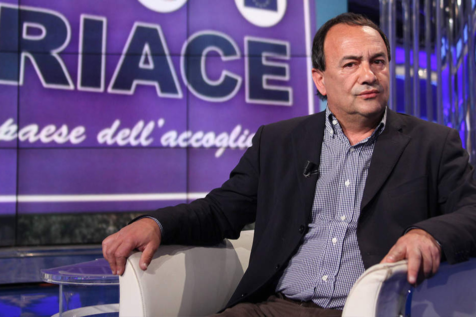 Bürgermeister Domenico Lucano (58).