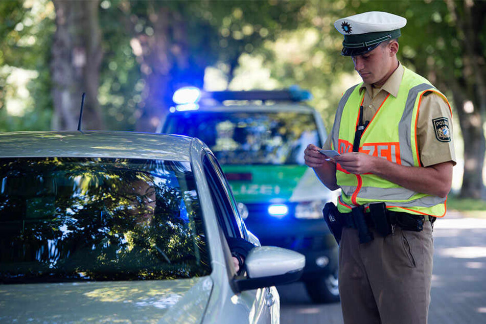 Die vermehrten Polizei-Kontrollen beim Tuning-Treffen in Paderborn scheinen Wirkung zu zeigen. (Symbolbild)