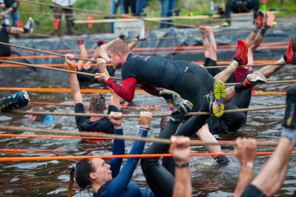Der Hindernislauf "Tough Mudder" ist nichts für Weicheier!