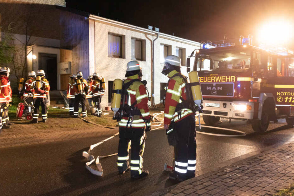 Die Feuerwehr war mit zahlreichen Einsatzkräften vor Ort.