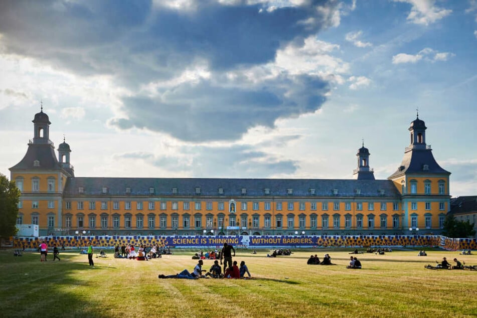 Das Hauptgebäude der Bonner Universität.