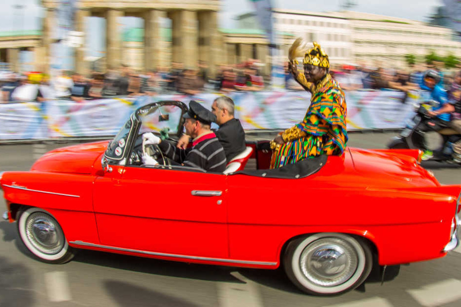 Der Regent (hier bei der Eröffnung des Radrennens "World Klapp 2014" in Berlin) lebt seit 1970 in Ludwigshafen. (Archivbild)