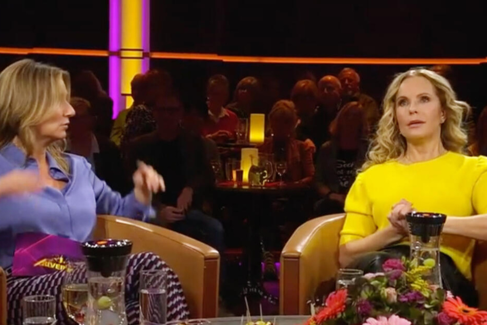 "Ich habe mich immer gefragt: Was passiert da mit mir?", plaudert die Blondine mit Kim Fisher über ihre Wechseljahre.