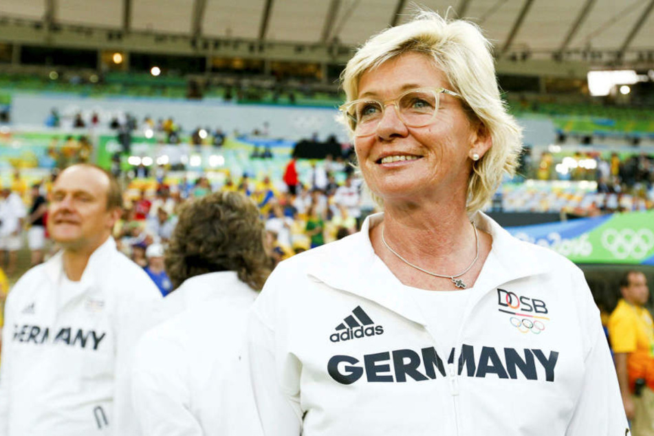 Der Olympiasieg ist der krönende Karriere-Abschluss für Neid, die als Spielerin, Assistentin und Bundestrainerin an allen bisherigen Erfolgen der DFB-Fußballerinnen beteiligt war.