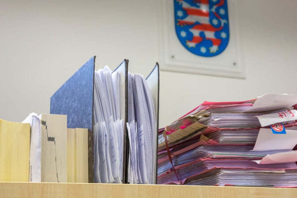 Am Donnerstag werden in Mühlhausen alle Akten zum "Kofferbomben"-Prozess durchgearbeitet sein und das Urteil kann gesprochen werden.
