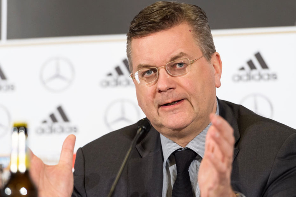 DFB-Präsident Reinhard Grindel (Archivbild): "Wir werden (...) erst einmal zahlen".