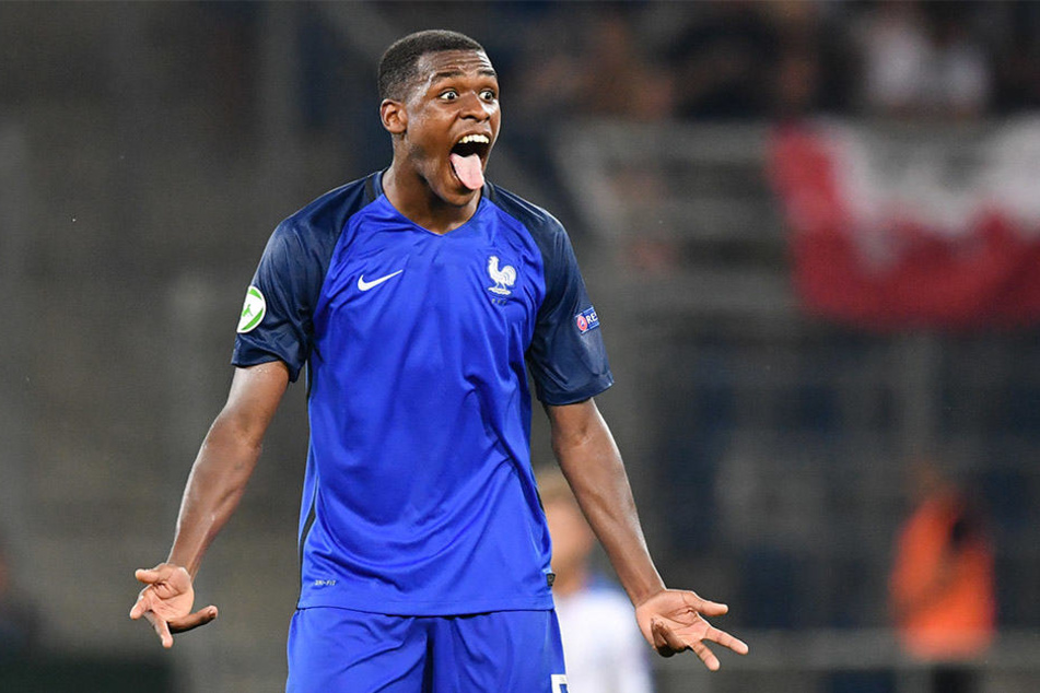 Der 1,94 m große Issa Diop (20) ist Stammspieler beim französischen Erstligisten FC Toulouse, läuft auch für Frankreichs U21-Nationalmannschaft auf.
