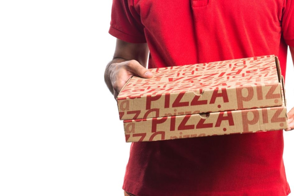 Der Pizzabote wurde bei den Raub leicht verletzt (Symbolbild).