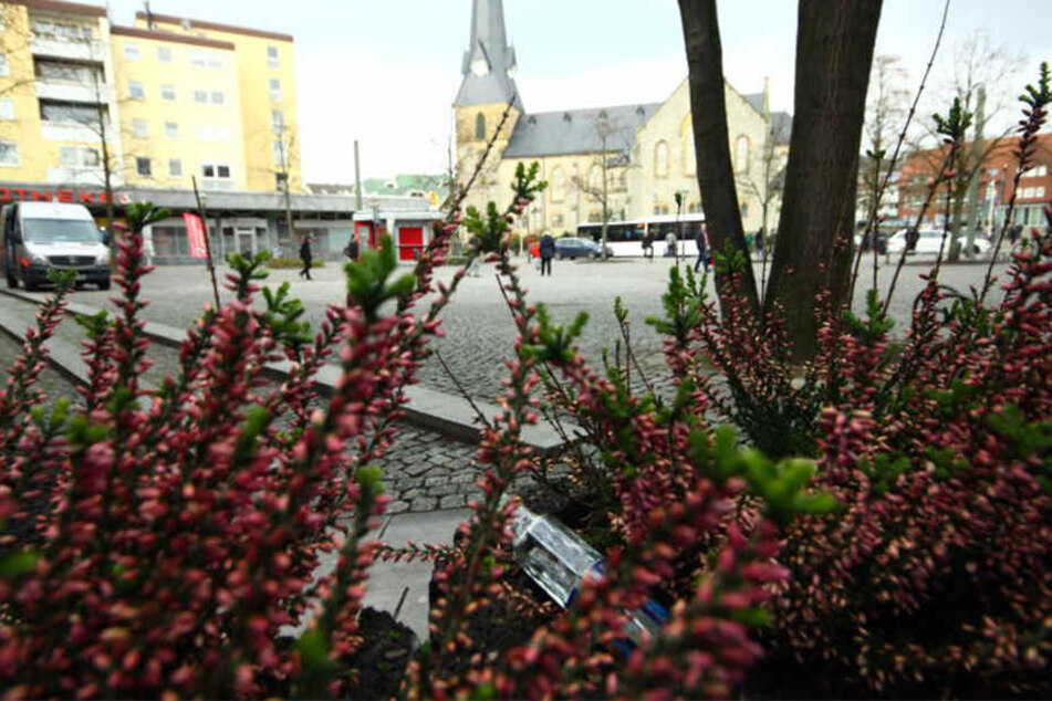 Auf dem Treppenplatz in Brackwede wird viel gepöbelt.