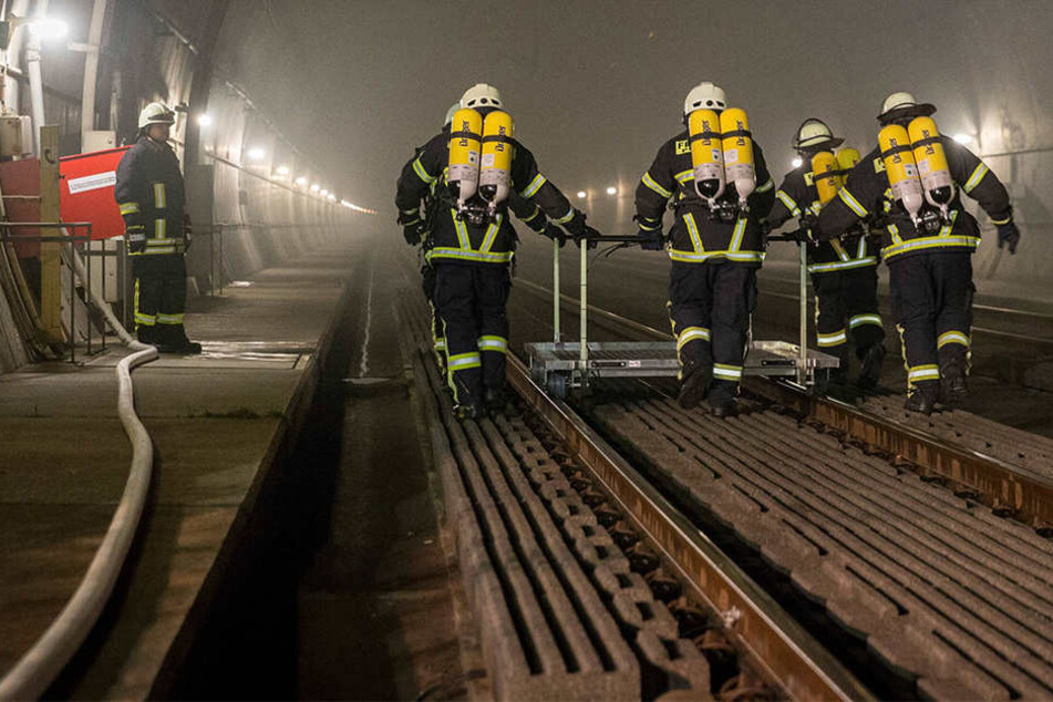 Ein 18-Jähriger hat sich in einem ICE-Tunnel verlaufen. (Symbolbild)