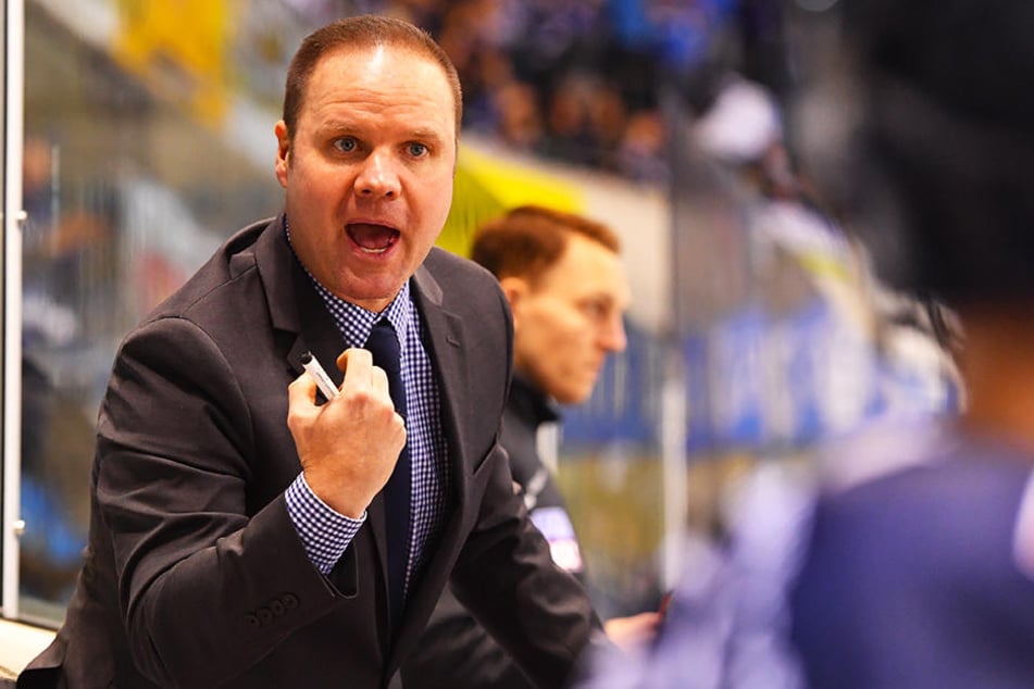 Eislöwen-Coach Bradley Gratton durfte sich über den nächsten Sieg seiner Mannschaft freuen.