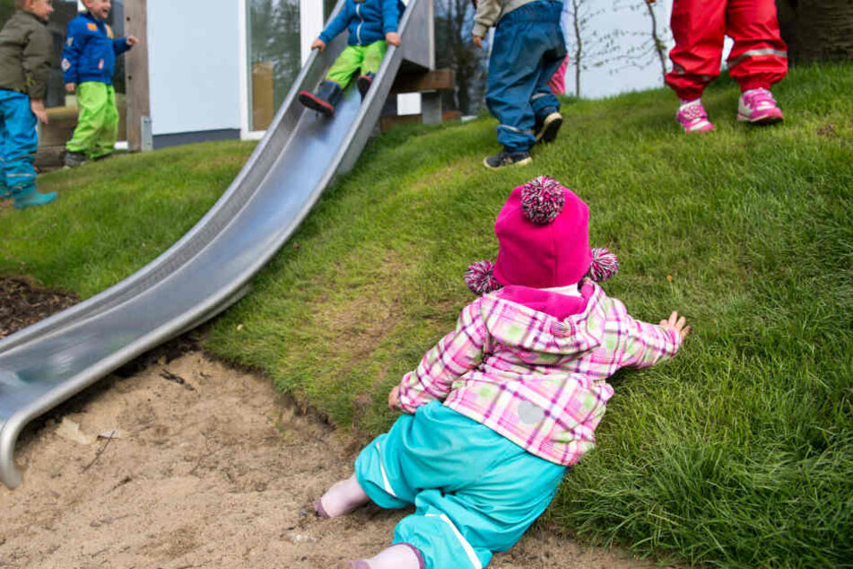 Vor allem Kleinkinder dürfen beim Spielen nicht unbeobachtet sein.