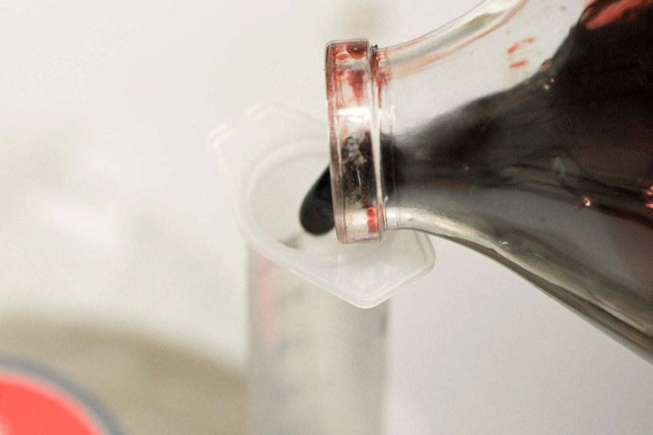 150 Milliliter Blut über die Semmelknödel. Guten Appetit... (Symbolbild).