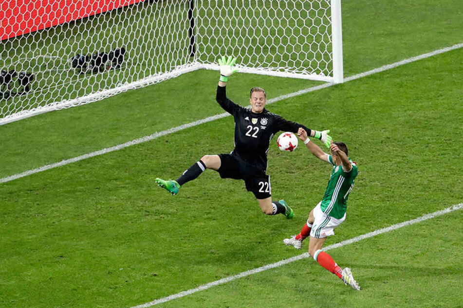 Torhüter Marc-André ter Stegen hielt die deutsche Mannschaft mit klasse Paraden im Spiel.