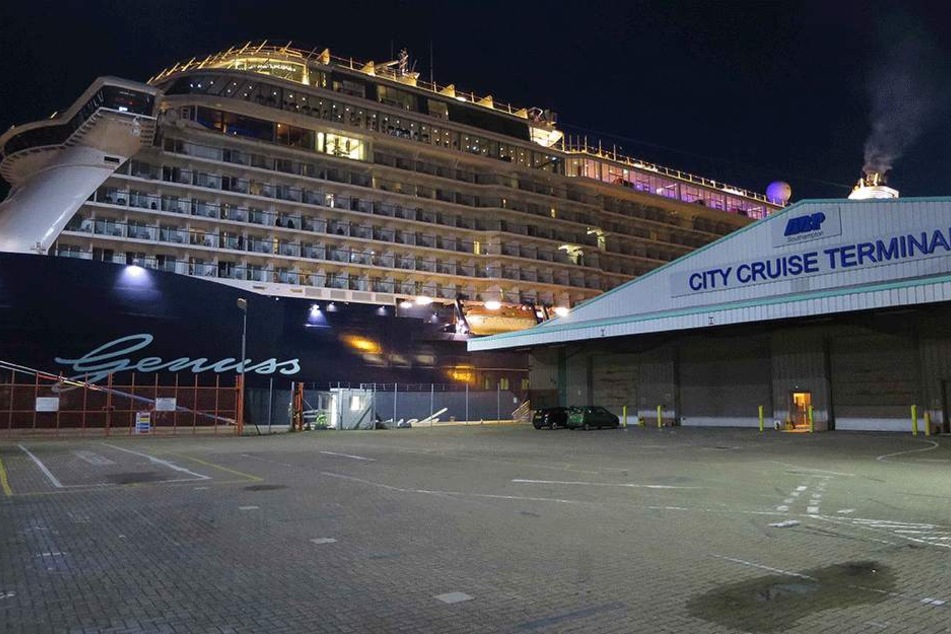 Leiche Auf Mein Schiff Gefunden Luxusliner Steckt In