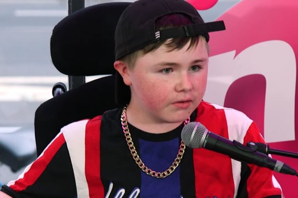 Carl Josef (14) war jüngster Gast bei NighWash in Köln. Sein Comedy-Auftritt war ein voller Erfolg.